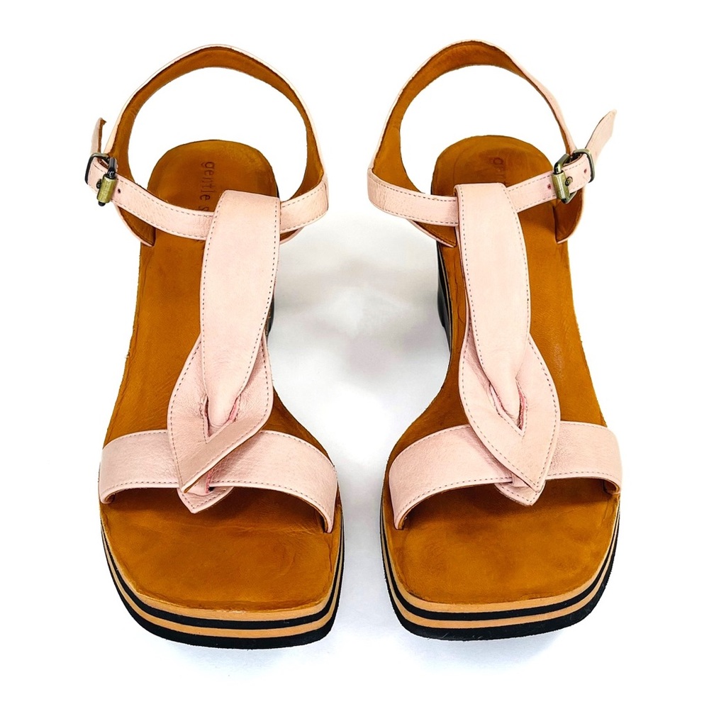 Gentle Souls Pine Heart Blush Pink Leather Wedge Sandals Size 10 - Picture 2 of 7